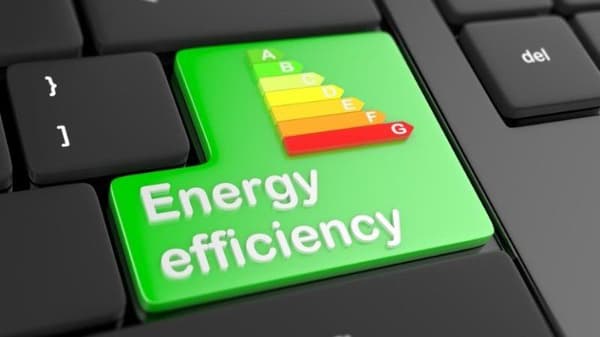 Commission study on data centre performance